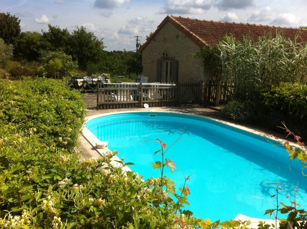 La Petite Maison Crezieres Eksteriør billede